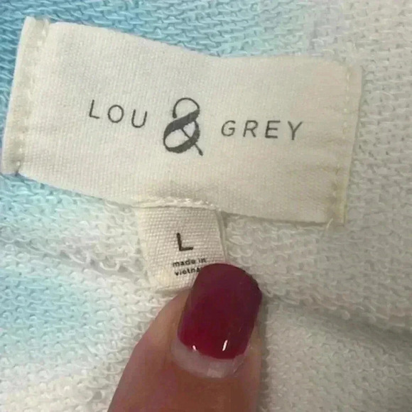 Lou & Grey Blue and White Tie Dye Sweatshirt Women's Size L Comfy Travel Lounge - Picture 3 of 5